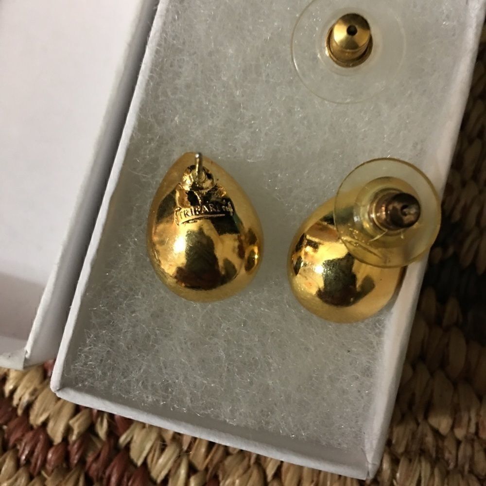 TrifariāVintageāGoldĀ CrystalāTearāDropāEarringsā - Picture 10 of 12